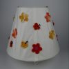 Papierlampe mit bunten Orange/Roten Blumen – Bild 2